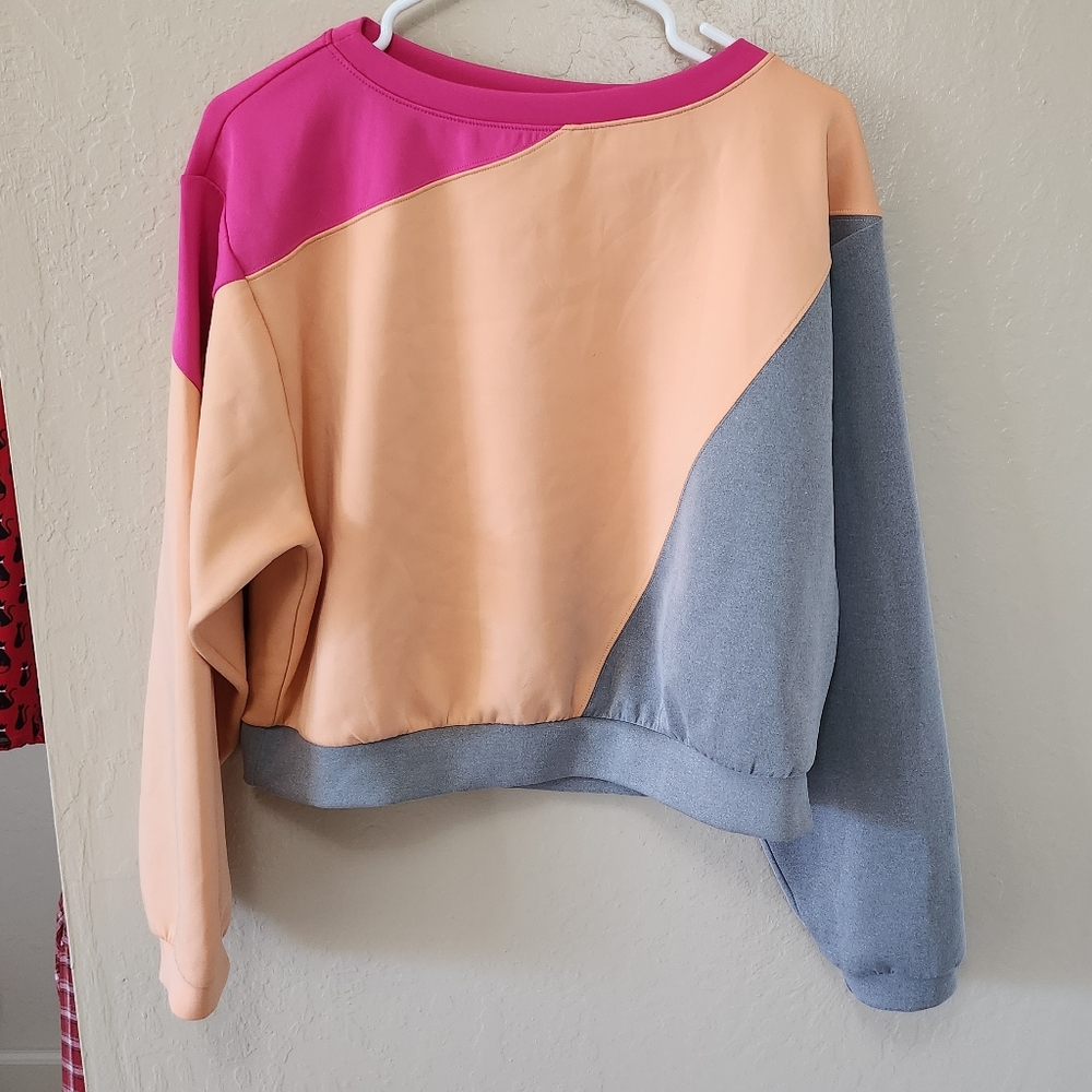 Activewear sweatshirt